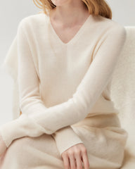 100% Cashmere V-Neck Sweater