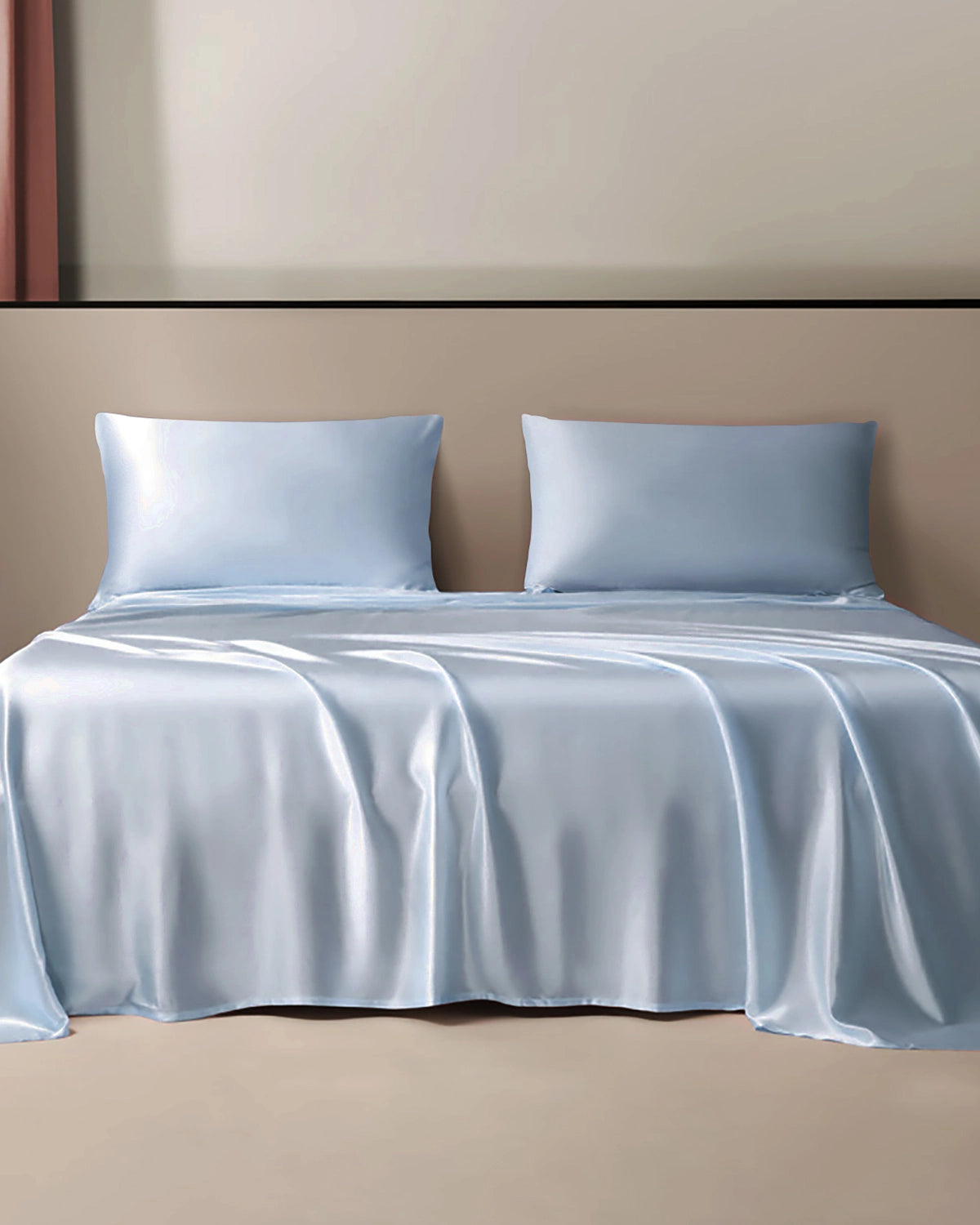 Luxurious 3-piece Silk Bedding Set Including Flat Sheet and Pillowcases, Light Blue