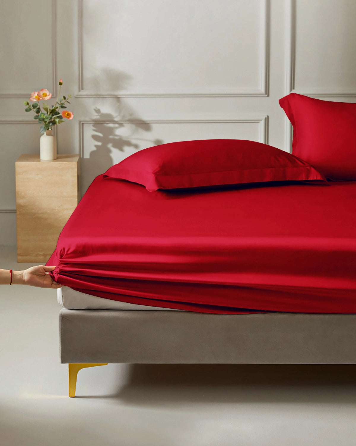 19 Momme Silk Fitted Sheet, Burgundy