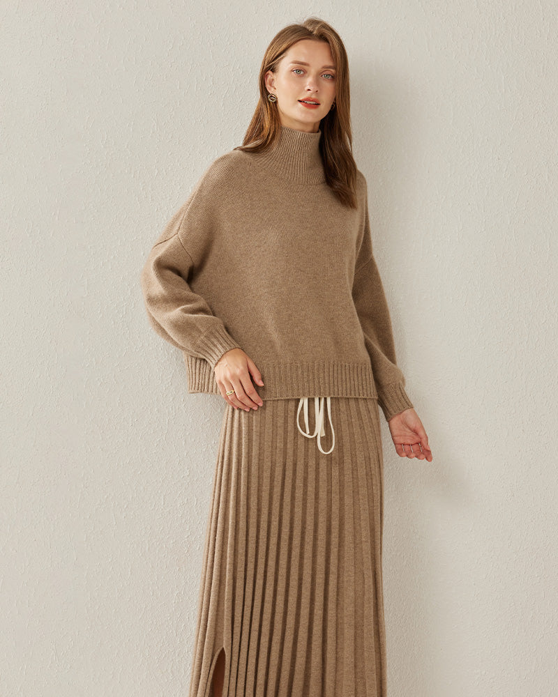 Luxe Oversized Cashmere Turtleneck Sweater, Brown