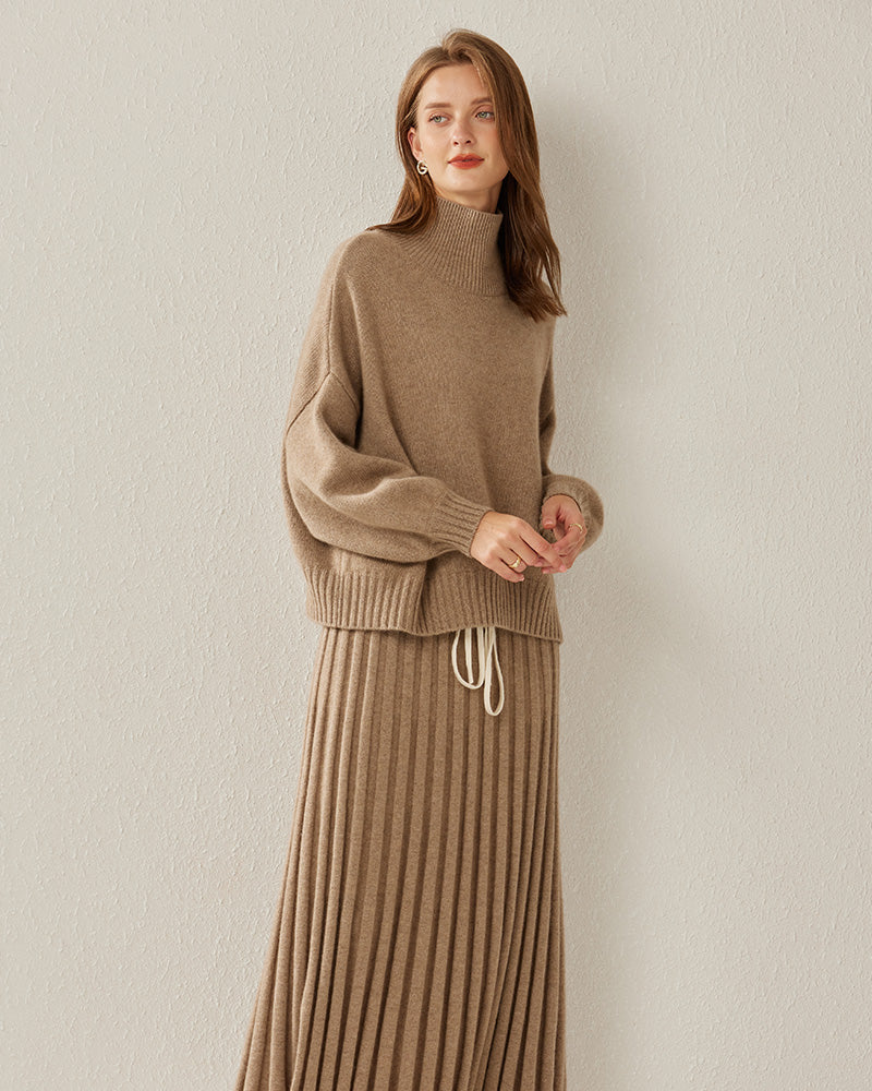 Luxe Oversized Cashmere Turtleneck Sweater, Brown