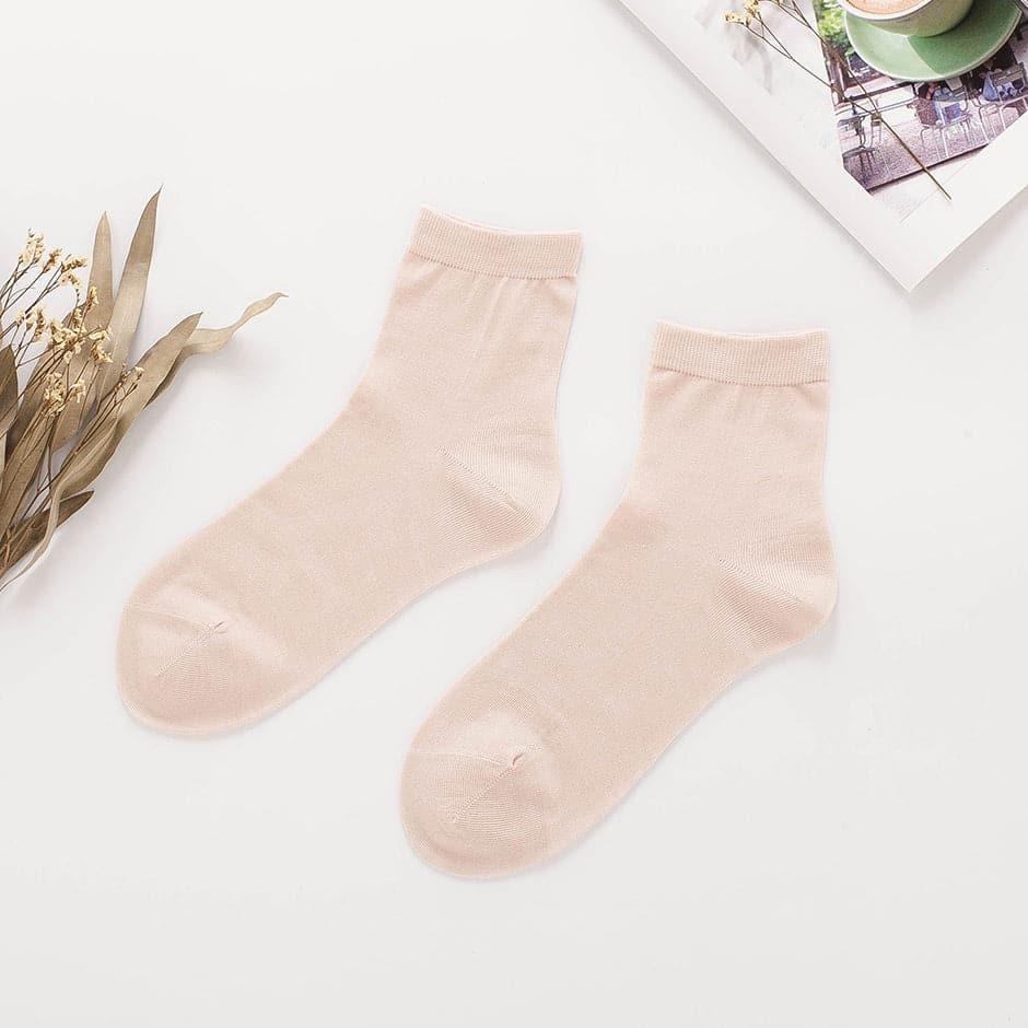 Skin-friendly Women‘s Silk Socks Beige