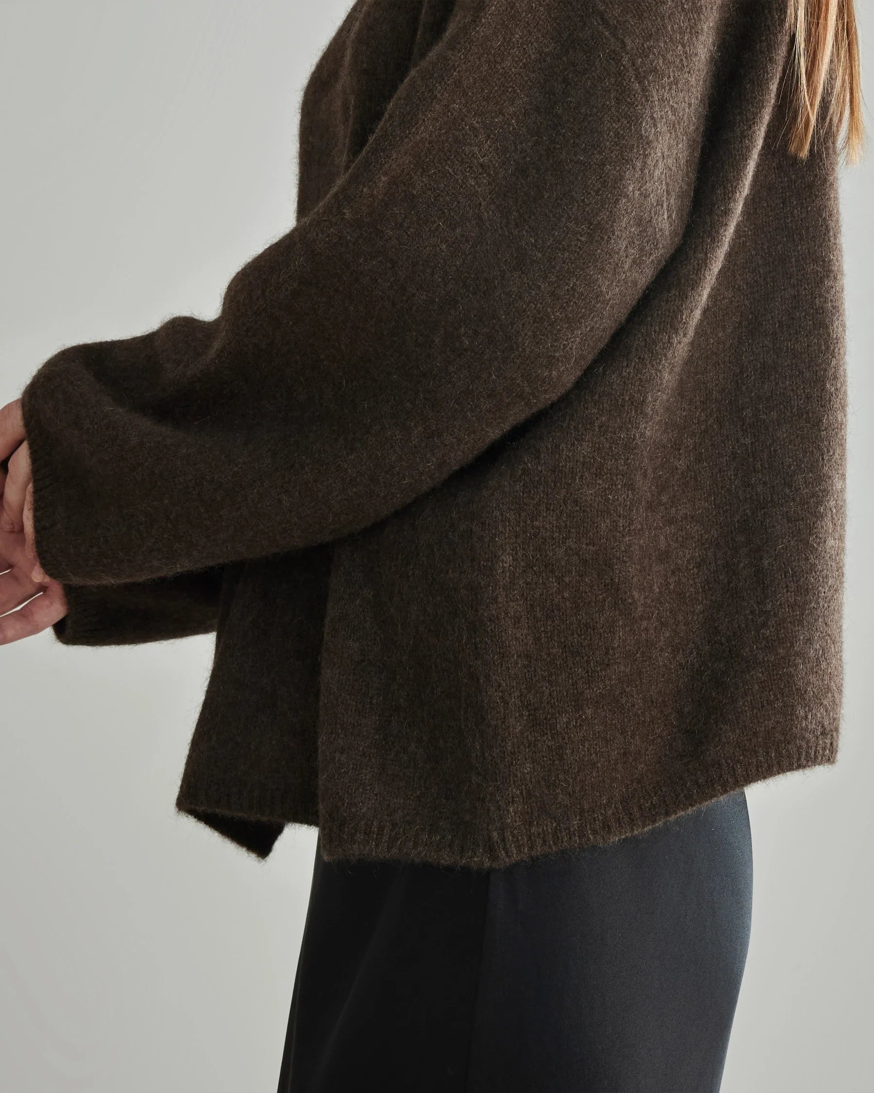 Oversize Crew Neck Cashmere Sweater, Brown
