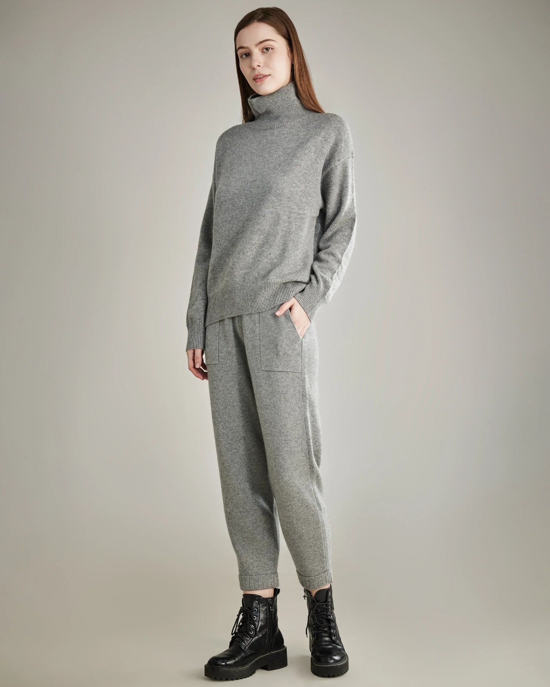 Women's Oversized Turtleneck Cashmere Sweater, Grey