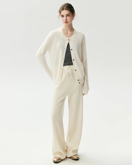 100% Cashmere Classic Crewneck Cardigan