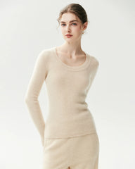 100% Cashmere Fitted Scoop Neck Sweater