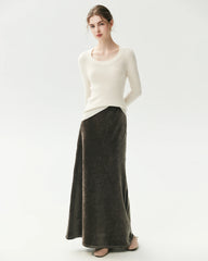 100% Cashmere Fitted Scoop Neck Sweater
