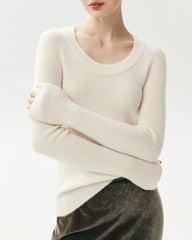 100% Cashmere Fitted Scoop Neck Sweater