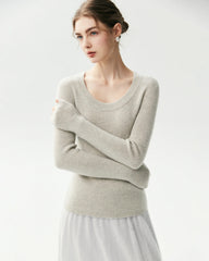 100% Cashmere Fitted Scoop Neck Sweater