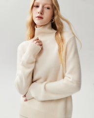 100% Cashmere Relaxed Turtleneck Sweater