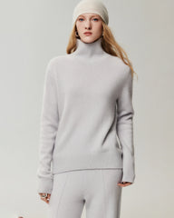 100% Cashmere Relaxed Turtleneck Sweater