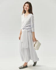 100% Cashmere V-Neck Ribbed Knit Sweater