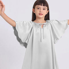 Bat-sleeved nightdress for girls