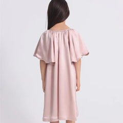 Bat-sleeved nightdress for girls