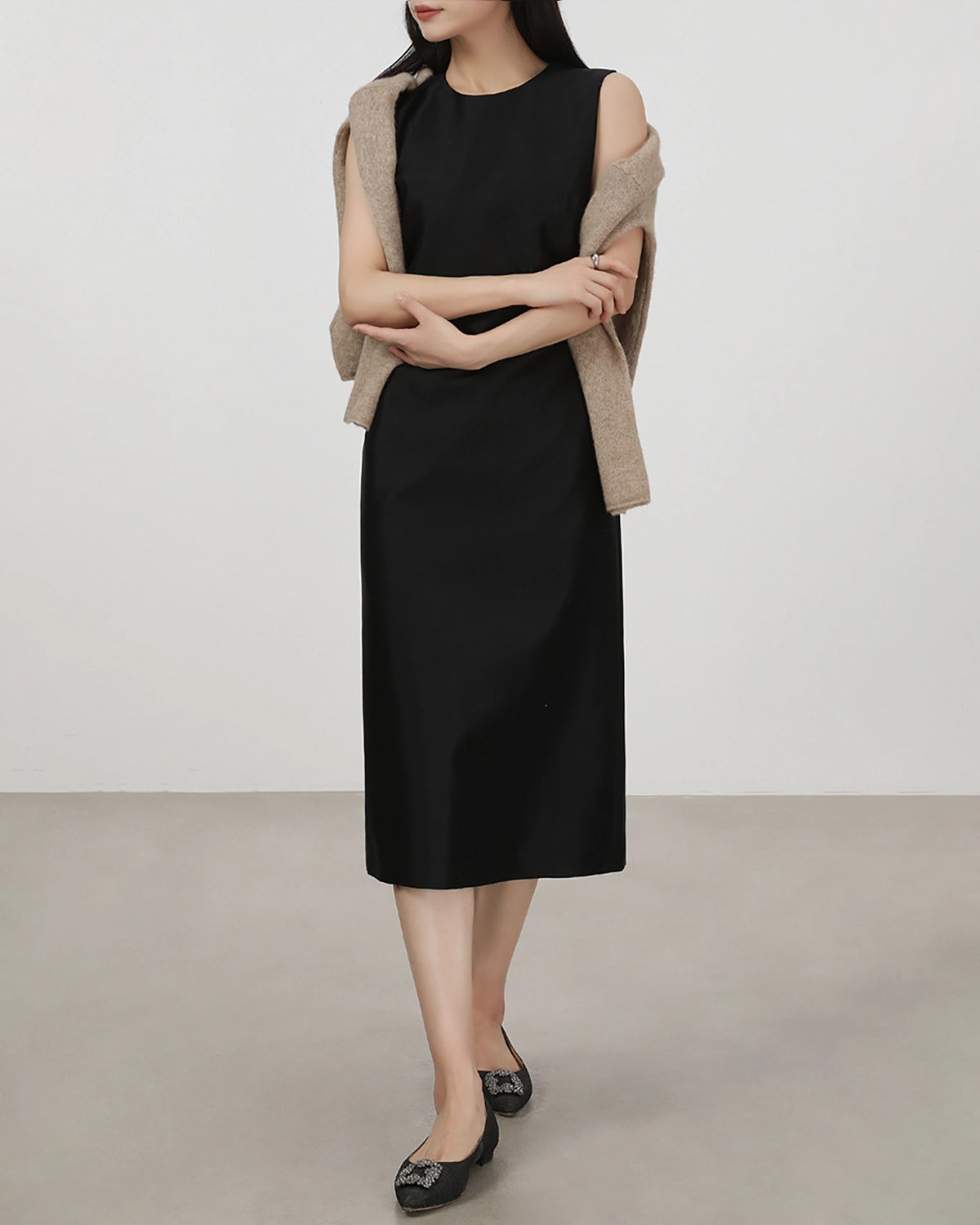 40 Momme Silk Sleeveless Midi Dress, Black