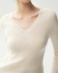 100% Merino Wool V-Neck Top