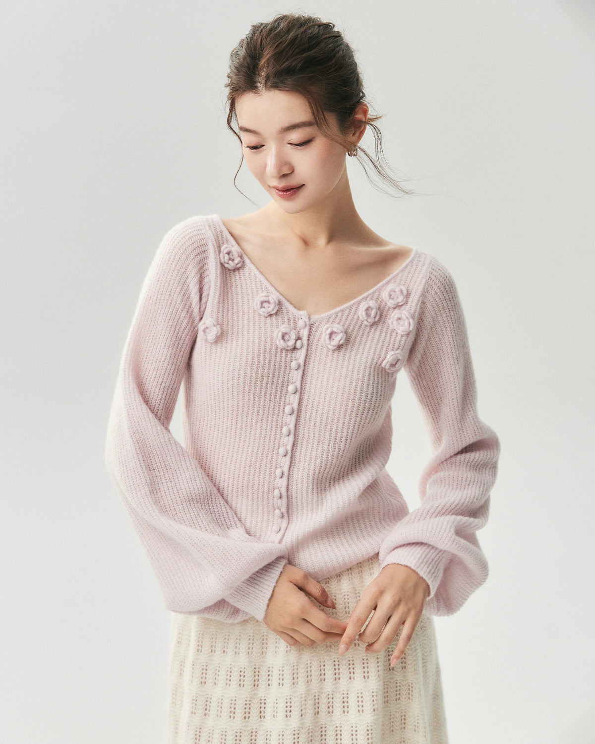 Cashmere Silk Ribbed V-Neck Floral Cardigan