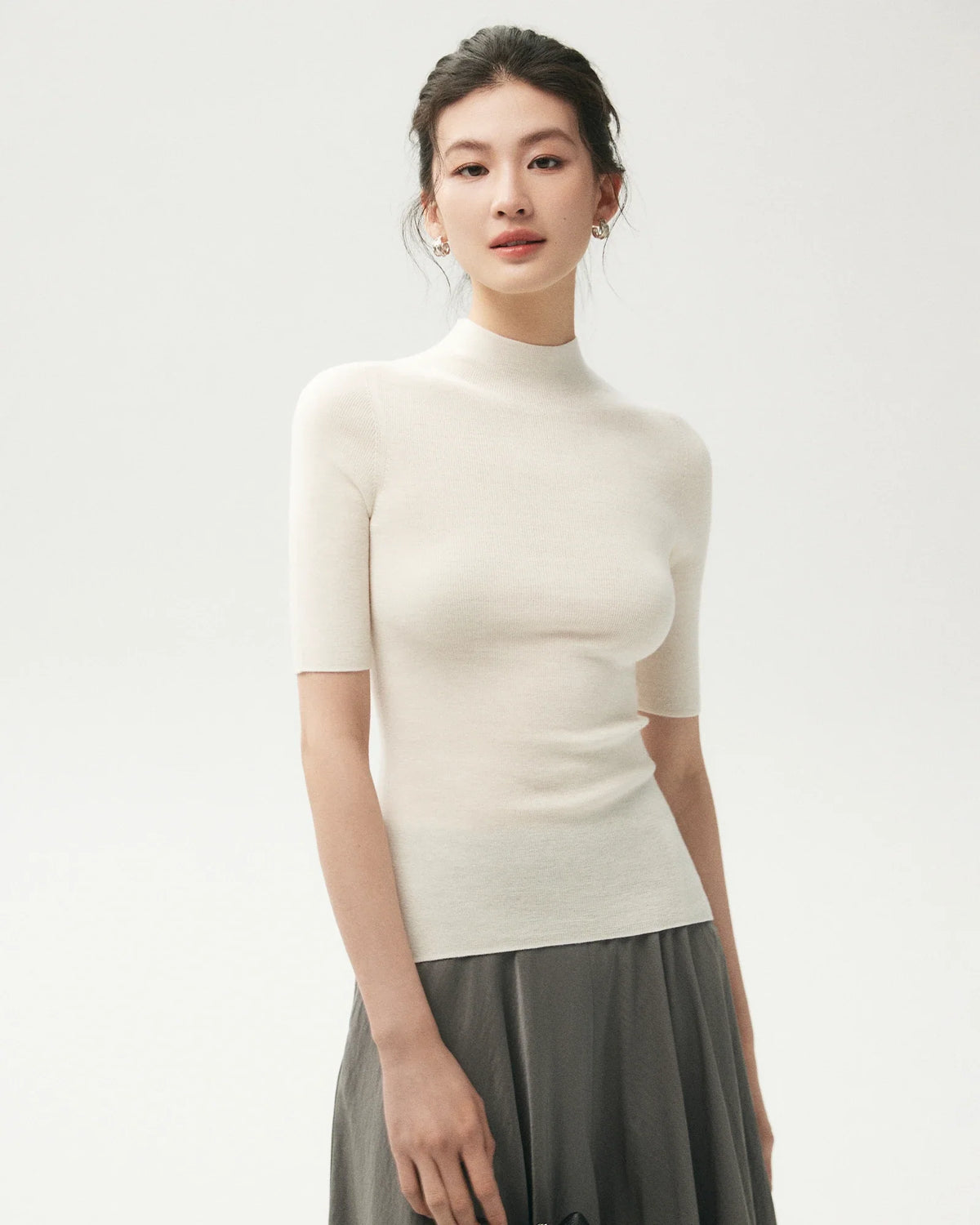 100% Merino Wool Mock Neck Short Sleeve Top