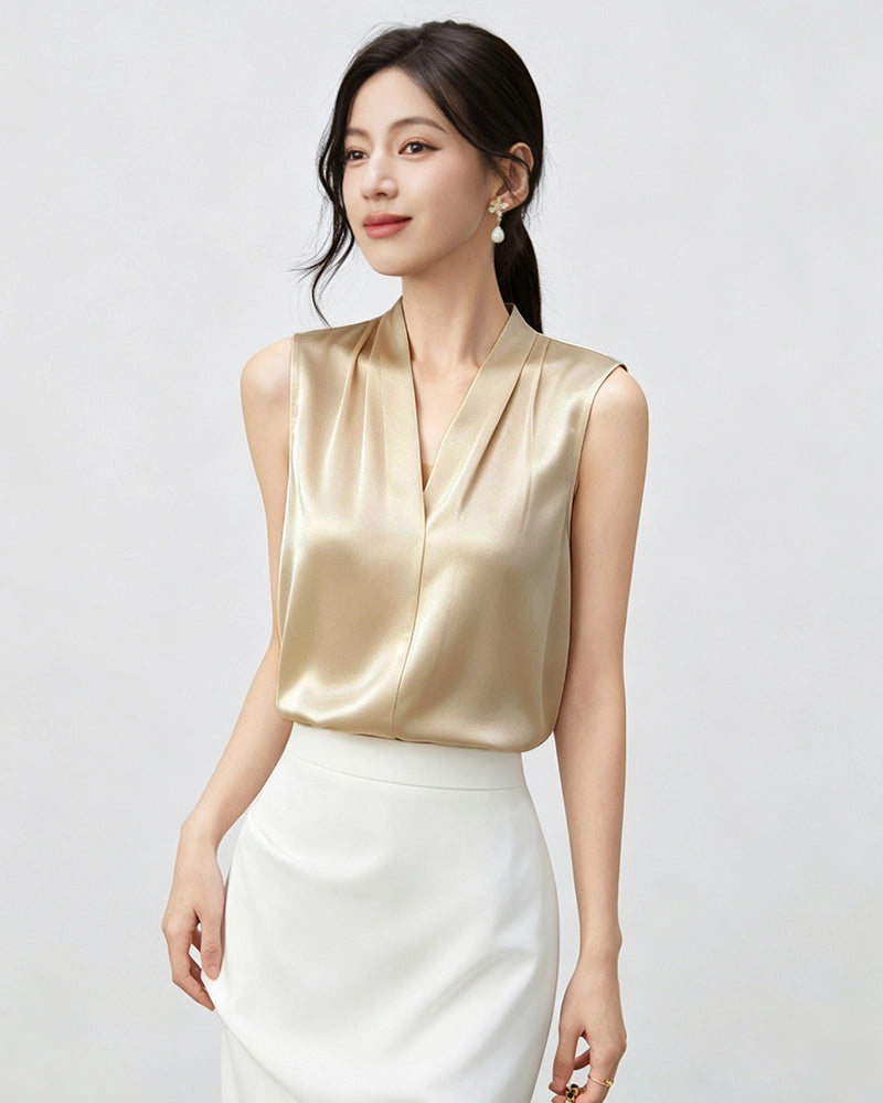 22 Momme Silk V-Neck Pleated Blouse