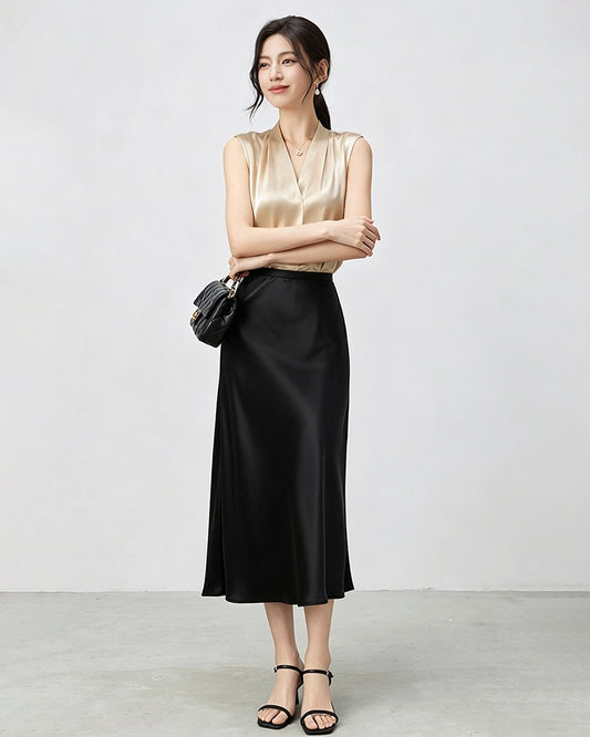 22 Momme Silk V-Neck Pleated Blouse