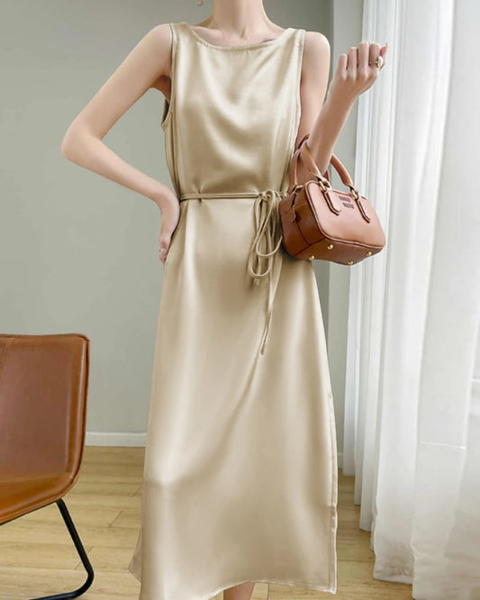 Sleeveless Silk Sheath Dress， Champagne