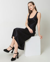 Silk Round Neck Cinched Waist Long Dress, Black